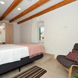  Apartment Sime