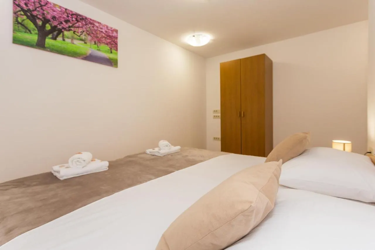 Daire Hidden Gem In Diocletian Palace Old Town Center Split Hırvatistan