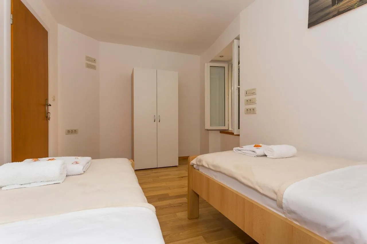 Daire Hidden Gem In Diocletian Palace Old Town Center Split